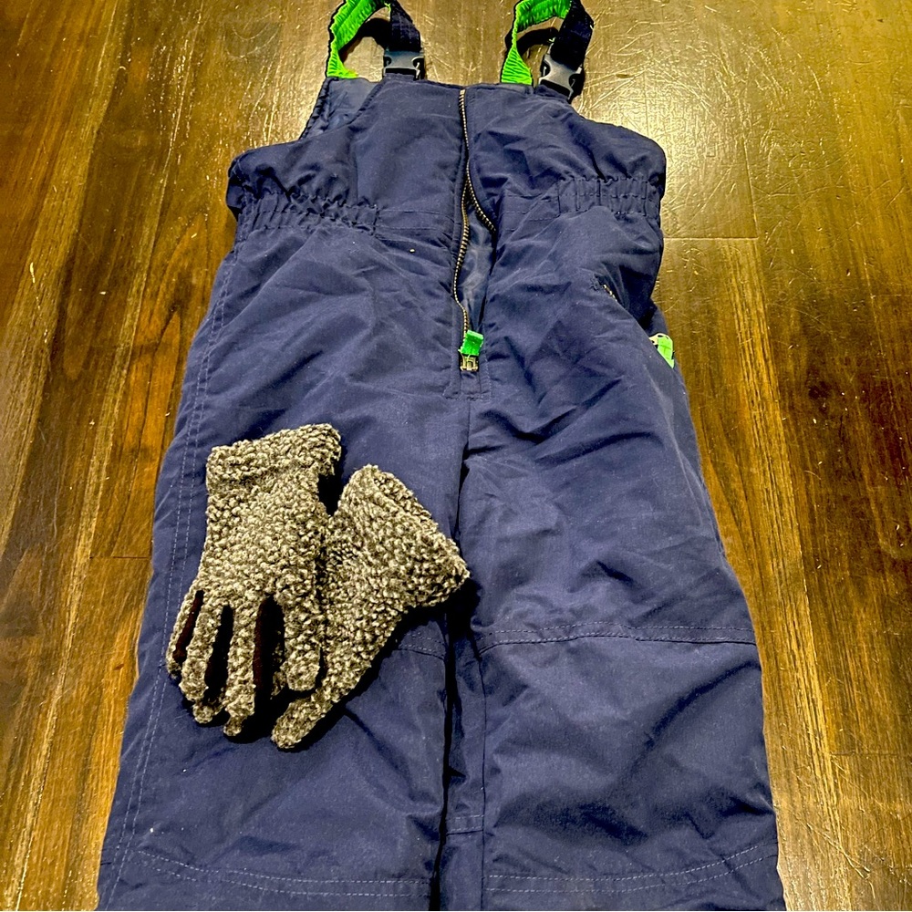 Carters Snow Bibb boys Size 6